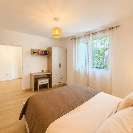 Appartement Marsi Tirana